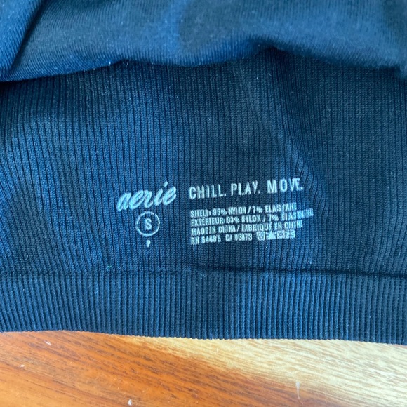 Aerie Black Ribbed Seamless Built in Bra Liner Cropped Tank Top Bralette - Picture 5 of 5